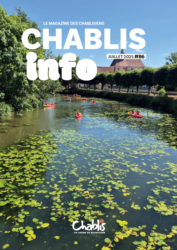COUVERTURE DU CHABLIS INFO PHOTOGRAPHIE DE LA RIVIERE AVEC ENFANTS EN CANOE - YONNE TOUR  SPORT